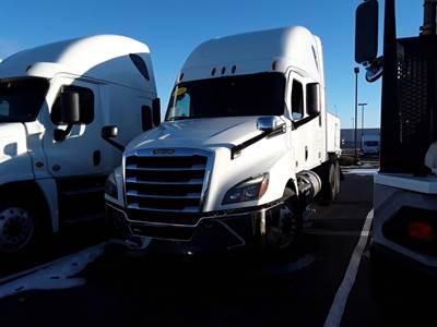 Freightliner Cascadia 126 Sleeper Semi Truck - 36" Condo Sleeper, 455HP, 12 Speed Automatic