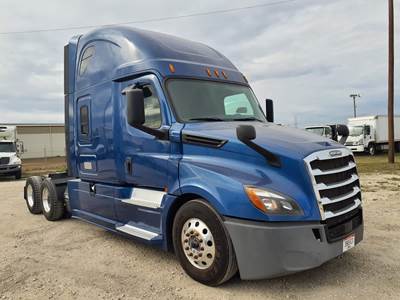 Freightliner Cascadia 126 Sleeper Semi Truck - 48" Condo Sleeper, 455HP, 12 Speed Automatic