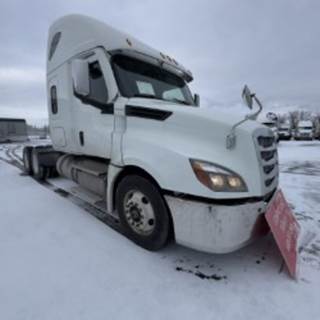 Freightliner Cascadia 126 Sleeper Semi Truck - 60" Condo Sleeper, 455HP, 12 Speed Automatic