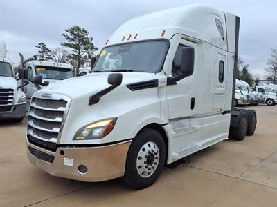 Freightliner Cascadia 126 Sleeper Semi Truck - 72" Condo Sleeper, 455HP, 12 Speed Automatic