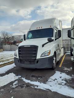 Freightliner Cascadia 126 Sleeper Semi Truck - 72" Condo Sleeper, 455HP, 12 Speed Automatic