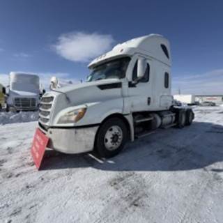 Freightliner Cascadia 126 Sleeper Semi Truck - 60" Condo Sleeper, 455HP, 10 Speed Manual
