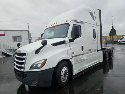 Freightliner Cascadia 126 Sleeper Semi Truck - 72" Condo Sleeper, 455HP, 12 Speed Automatic