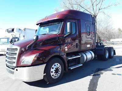 Freightliner Cascadia 126 Sleeper Semi Truck - 48" Mid Roof Sleeper, 450HP, 12 Speed Automatic