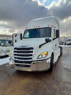 Freightliner Cascadia 126 Sleeper Semi Truck - 72" Condo Sleeper, 455HP, 12 Speed Automatic