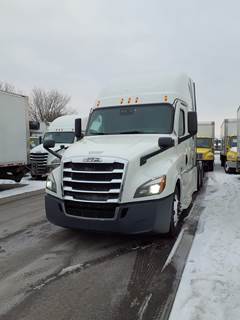 Freightliner Cascadia 126 Sleeper Semi Truck - 72" Condo Sleeper, 455HP, 12 Speed Automatic