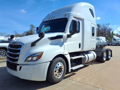 Freightliner Cascadia 126 Sleeper Semi Truck - 72" Condo Sleeper, 455HP, 12 Speed Automatic
