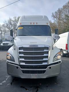 Freightliner Cascadia 126 Sleeper Semi Truck - 70" Condo Sleeper, 455HP, 12 Speed Automatic