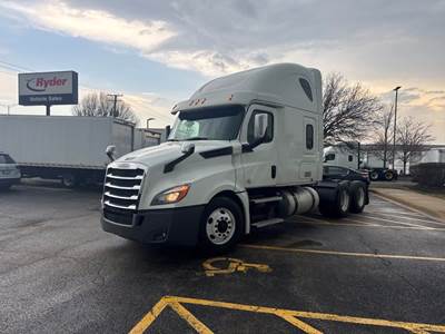 Freightliner Cascadia 126 Sleeper Semi Truck - 72" Condo Sleeper, 455HP, 12 Speed Automatic