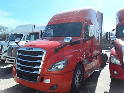 Freightliner Cascadia 126 Sleeper Semi Truck - 70" Condo Sleeper, 455HP, 12 Speed Automatic