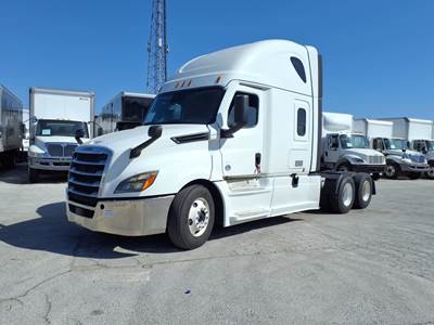Freightliner Cascadia 126 Sleeper Semi Truck - 48" Condo Sleeper, 455HP, 12 Speed Automatic