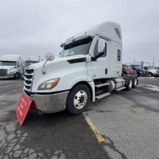 Freightliner Cascadia 126 Sleeper Semi Truck - 60" Condo Sleeper, 455HP, 10 Speed Manual