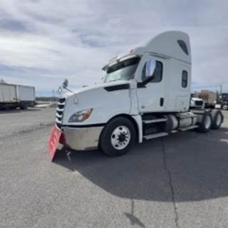 Freightliner Cascadia 126 Sleeper Semi Truck - 60" Condo Sleeper, 455HP, 10 Speed Manual
