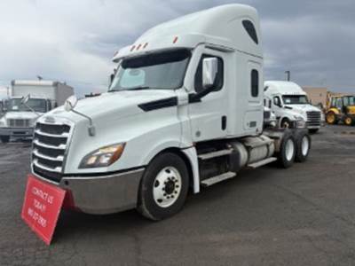Freightliner Cascadia 126 Sleeper Semi Truck - 60" Condo Sleeper, 455HP, 10 Speed Manual