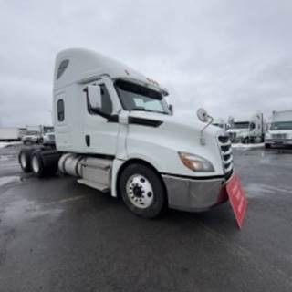 Freightliner Cascadia 126 Sleeper Semi Truck - 60" Condo Sleeper, 455HP, 10 Speed Manual