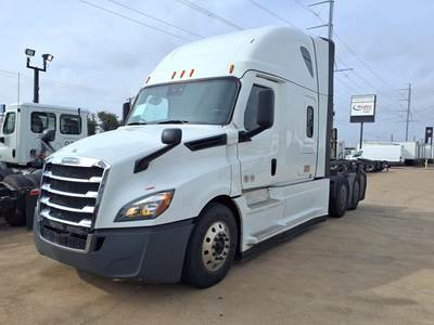 Freightliner Cascadia 126 Sleeper Semi Truck - 72" Condo Sleeper, 455HP, 12 Speed Automatic