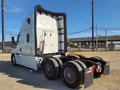 Freightliner Cascadia 126 Sleeper Semi Truck - 48" Condo Sleeper, 455HP, 12 Speed Automatic