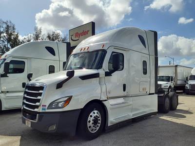 Freightliner Cascadia 126 Sleeper Semi Truck - 72" Condo Sleeper, 455HP, 12 Speed Automatic