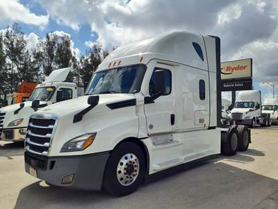 Freightliner Cascadia 126 Sleeper Semi Truck - 72" Condo Sleeper, 455HP, 12 Speed Automatic