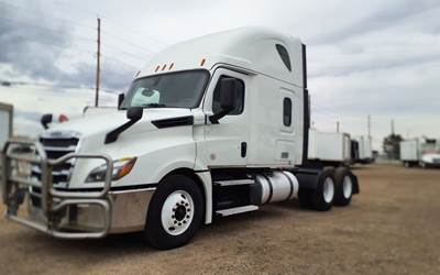 Freightliner Cascadia 126 Sleeper Semi Truck - 72" Condo Sleeper, 455HP, 12 Speed Automatic
