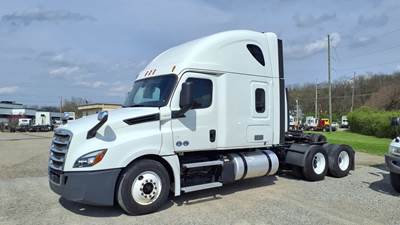 Freightliner Cascadia 126 Sleeper Semi Truck - 52" Condo Sleeper, 455HP, 12 Speed Automatic