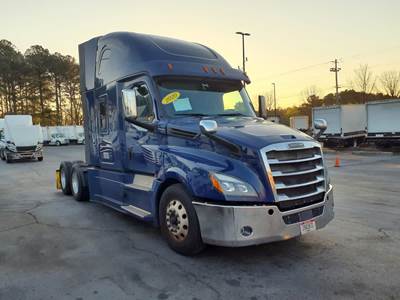 Freightliner Cascadia 126 Sleeper Semi Truck - 73" Condo Sleeper, 400HP, 12 Speed Automatic