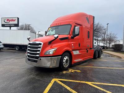 Freightliner Cascadia 126 Sleeper Semi Truck - 72" Condo Sleeper, 400HP, 12 Speed Automatic