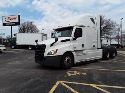 Freightliner Cascadia 126 Sleeper Semi Truck - 75" Condo Sleeper, 455HP, 12 Speed Automatic