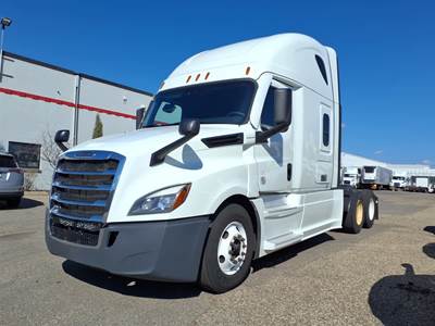 Freightliner Cascadia 126 Sleeper Semi Truck - 72" Condo Sleeper, 455HP, 12 Speed Automatic