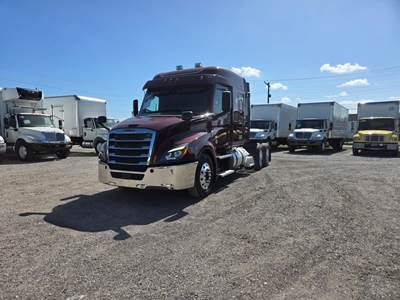 Freightliner Cascadia 126 Sleeper Semi Truck - 48" Mid Roof Sleeper, 450HP, 12 Speed Automatic
