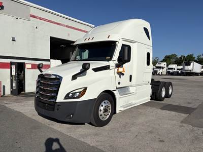 Freightliner Cascadia 126 Sleeper Semi Truck - 70" Condo Sleeper, 455HP, 12 Speed Automatic