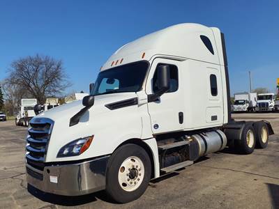 Freightliner Cascadia 126 Sleeper Semi Truck - 72" Condo Sleeper, 455HP, 12 Speed Automatic