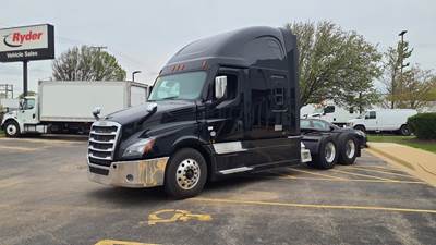 Freightliner Cascadia 126 Sleeper Semi Truck - 72" Condo Sleeper, 455HP, 10 Speed Manual