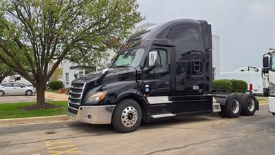 Freightliner Cascadia 126 Sleeper Semi Truck - 72" Condo Sleeper, 455HP, 10 Speed Manual