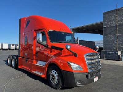 Freightliner Cascadia 126 Sleeper Semi Truck - 72" Condo Sleeper, 455HP, 12 Speed Automatic