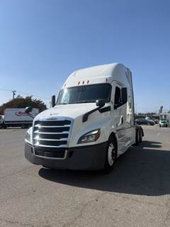 Freightliner Cascadia 126 Sleeper Semi Truck - 72" Condo Sleeper, 505HP, 12 Speed Automatic