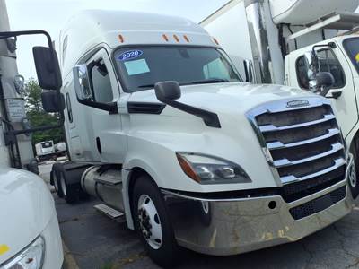Freightliner Cascadia 126 Sleeper Semi Truck - 72" Condo Sleeper, 455HP, 12 Speed Automatic