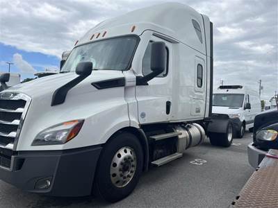 Freightliner Cascadia 126 Single Axle Sleeper Semi Truck - 72" Condo Sleeper, 410HP, 10 Speed Manual