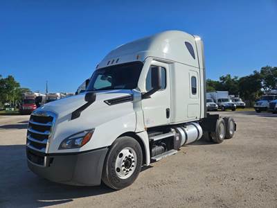 Freightliner Cascadia 126 Sleeper Semi Truck - 72" Condo Sleeper, 455HP, 12 Speed Automatic