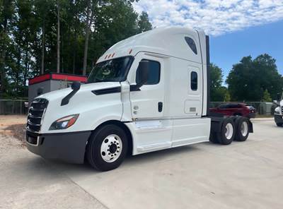 Freightliner Cascadia 126 Sleeper Semi Truck - 70" Condo Sleeper, 455HP, 12 Speed Automatic
