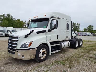 Freightliner Cascadia 126 Sleeper Semi Truck - 74" Mid Roof Sleeper, 455HP, 12 Speed Automatic