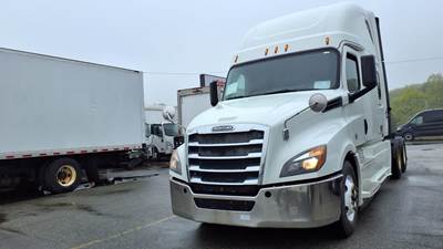Freightliner Cascadia 126 Sleeper Semi Truck - 72" Condo Sleeper, 455HP, 12 Speed Automatic