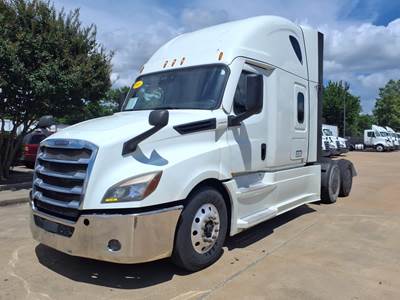 Freightliner Cascadia 126 Sleeper Semi Truck - 72" Condo Sleeper, 455HP, 12 Speed Automatic