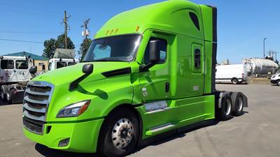 Freightliner Cascadia 126 Sleeper Semi Truck - 72" Condo Sleeper, 455HP, 12 Speed Automatic