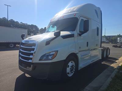 Freightliner Cascadia 126 Sleeper Semi Truck - 73" Condo Sleeper, 455HP, 12 Speed Automatic