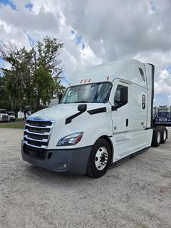 Freightliner Cascadia 126 Sleeper Semi Truck - 72" Condo Sleeper, 455HP, 12 Speed Automatic