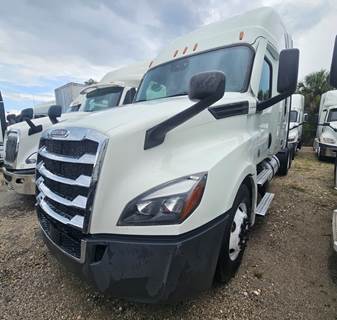 Freightliner Cascadia 126 Sleeper Semi Truck - 72" Condo Sleeper, 455HP, 12 Speed Automatic