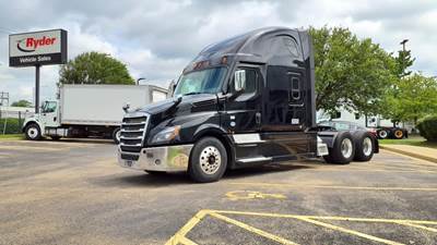 Freightliner Cascadia 126 Sleeper Semi Truck - 72" Condo Sleeper, 455HP, 10 Speed Manual