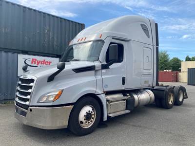 Freightliner Cascadia 126 Sleeper Semi Truck - 72" Condo Sleeper, 455HP, 12 Speed Automatic