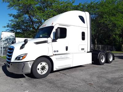 Freightliner Cascadia 126 Sleeper Semi Truck - 72" Condo Sleeper, 455HP, 12 Speed Automatic